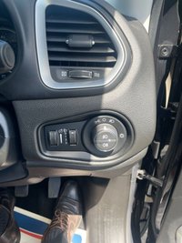 USED 2015 65 JEEP RENEGADE 1.6 E-TorQ Longitude SUV 5dr Petrol Manual Euro 6 (s/s) (110 ps) 