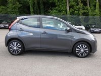 USED 2021 71 TOYOTA AYGO 1.0 VVT-i x-play 5d 70 S/S 1 OWNER FROM NEW, GOOD SERVICE HISTORY, APPLE CARPLAY / ANDROID AUTO (GIVES YOU SAT NAV), REVERSING CAMERA, DAB RADIO, BLUETOOTH PHONE & MUSIC, AUX & USB INPUTS, MANUAL GEARBOX, LED DAYTIME RUNNING LIGHTS, SPARE WHEEL, LEATHER MULTIFUNCTION STEERING WHEEL, AIR CONDITIONING, TRIP COMPUTER, ISO FIX, TYRE PRESSURE WARNING, SPEED LIMITER, ELECTRIC WINDOWS, ELECTRIC MIRRORS, FOLDING REAR SEATS, AIRBAGS WITH PASSANGER OFF, SPACE SAVER SPARE WHEEL