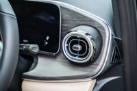 USED 2025 25 MERCEDES-BENZ V-CLASS 2.0 V220d Premium MPV 5dr Diesel G-Tronic+ Euro 6 (s/s) (8 Seat, Extra Long) (163 ps) 