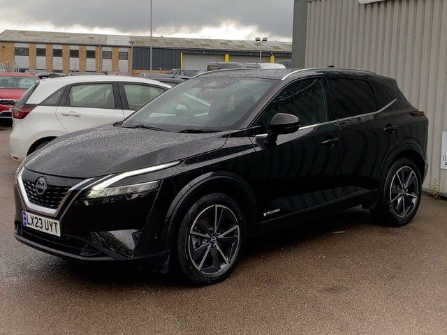 View our NISSAN QASHQAI