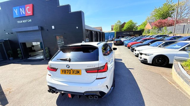 View our BMW 3 SERIES