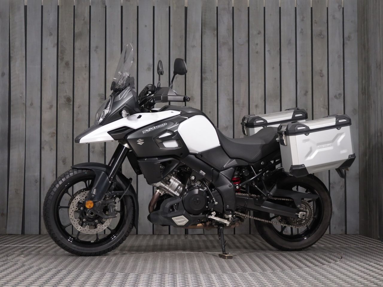 SUZUKI V-STROM 1000