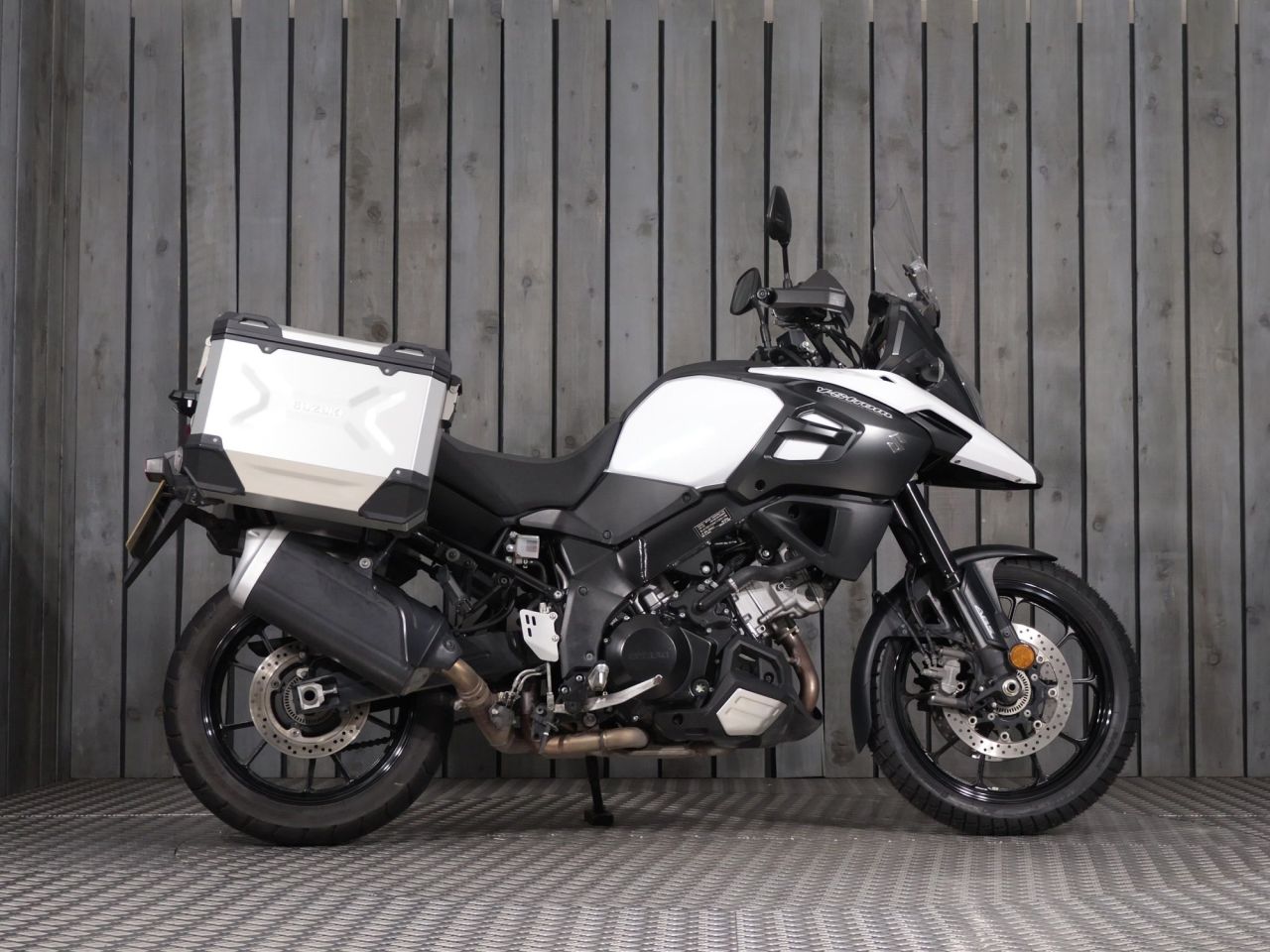 SUZUKI V-STROM 1000