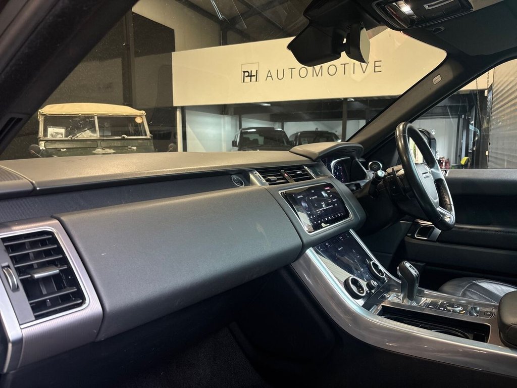 USED 2019 19 LAND ROVER RANGE ROVER SPORT 3.0 SD V6 HSE SUV 5dr Diesel Auto 4WD Euro 6 (s/s) (306 ps) URBAN WHEELS|BLACK PK|PAN ROOF