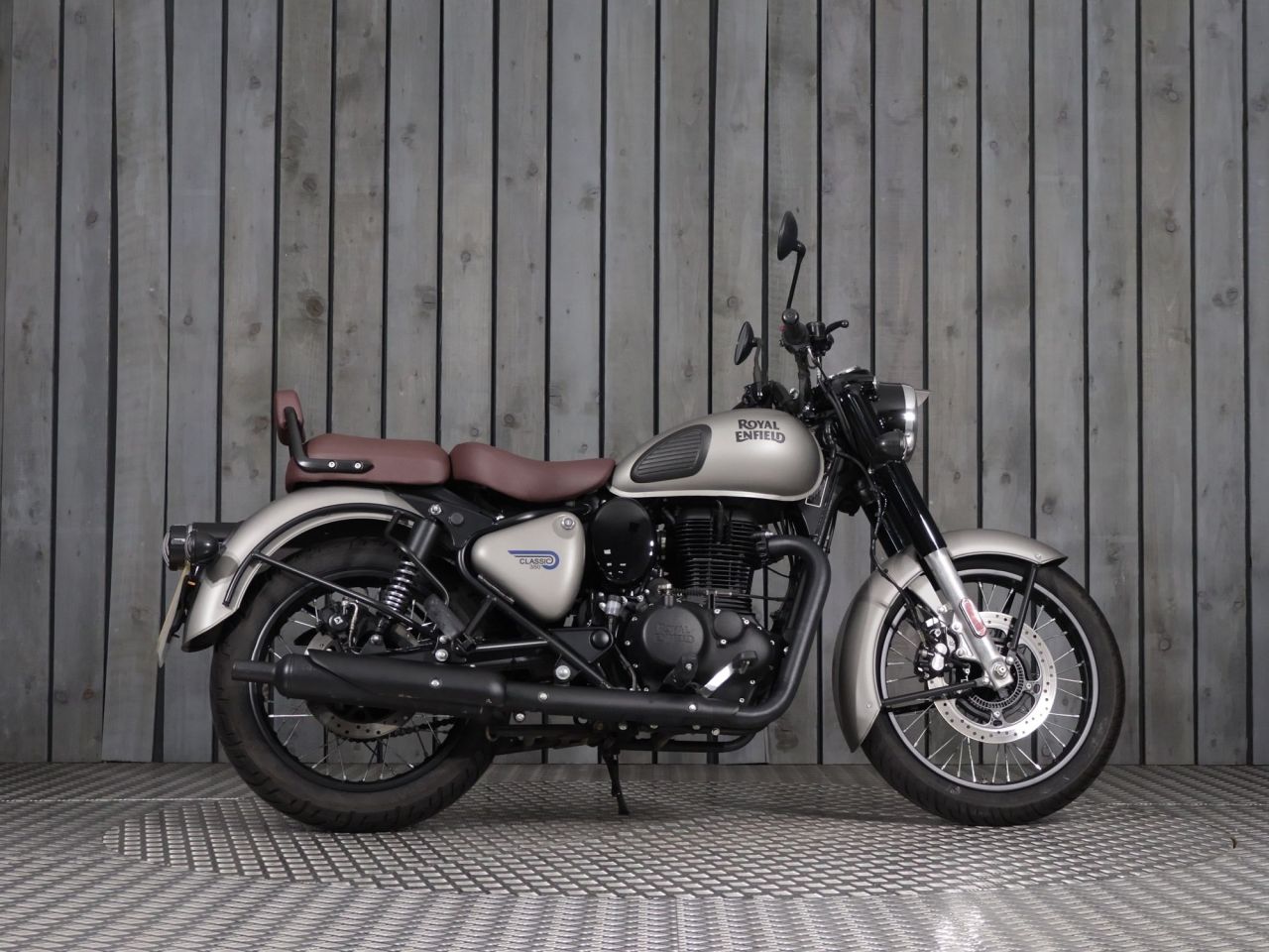 ROYAL ENFIELD Classic 350
