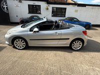 USED 2008 08 PEUGEOT 207 CC 1.6 16v GT Convertible 2dr Petrol Manual (155 g/km, 120 bhp) JUST 2 OWNERS FROM NEW !
