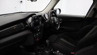 USED 2021 70 MINI HATCH 2.0 Cooper S Classic Hatchback 5dr Petrol Steptronic Euro 6 (s/s) (192 ps) 