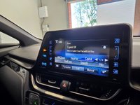 USED 2018 68 TOYOTA C-HR 1.8 VVT-h Icon SUV 5dr Petrol Hybrid CVT Euro 6 (s/s) (122 ps) 