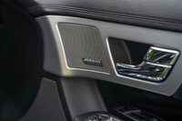 USED 2015 15 JAGUAR XF 2.2d R-Sport Black Sportbrake 5dr Diesel Auto Euro 5 (s/s) (200 ps) FSH, RCAM, H/SEATS