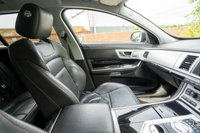 USED 2015 15 JAGUAR XF 2.2d R-Sport Black Sportbrake 5dr Diesel Auto Euro 5 (s/s) (200 ps) FSH, RCAM, H/SEATS