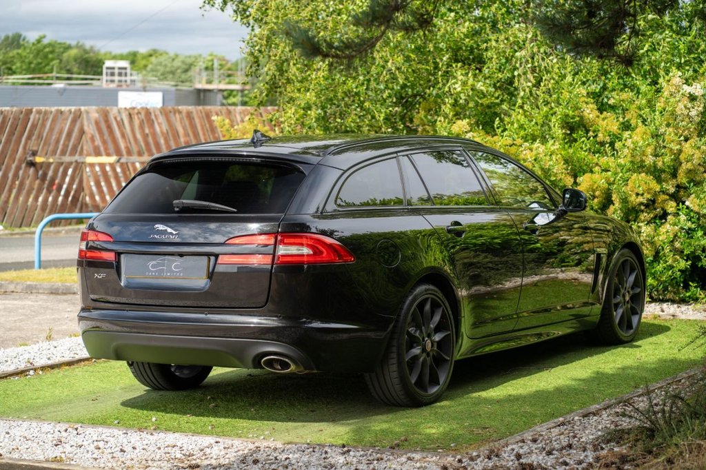 USED 2015 15 JAGUAR XF 2.2d R-Sport Black Sportbrake 5dr Diesel Auto Euro 5 (s/s) (200 ps) FSH, RCAM, H/SEATS