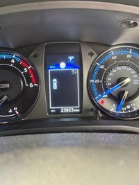 USED 2023 23 TOYOTA HI-LUX 2.8 D-4D Invincible X Pickup Double Cab 4dr Diesel Auto 4WD Euro 6 (s/s) (204 ps) ROLLER SHUTTER+SAT NAV