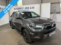 USED 2023 23 TOYOTA HI-LUX 2.8 D-4D Invincible X Pickup Double Cab 4dr Diesel Auto 4WD Euro 6 (s/s) (204 ps) ROLLER SHUTTER+SAT NAV