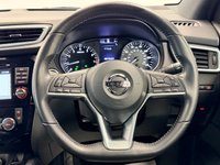 USED 2018 68 NISSAN QASHQAI 1.3 DIG-T TEKNA PLUS+ 140 BHP + SAT NAV + GLASS SUNROOF + HEATED LEATHER SIX MONTH WARRANTY APRIL 2027 MOT