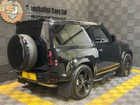 USED 2025 25 LAND ROVER DEFENDER 3.0 D250 MHEV X-Dynamic SE SUV 3dr Diesel Auto 4WD Euro 6 (s/s) (250 ps) Light Pod / 22 inch alloys
