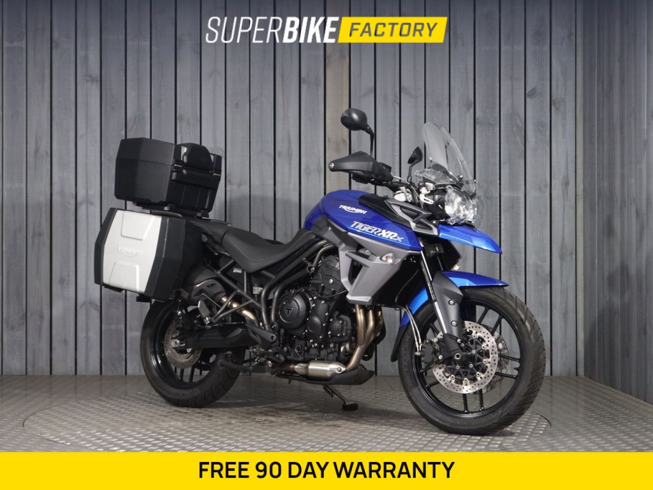 TRIUMPH TIGER 800
