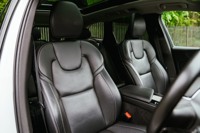 View our VOLVO XC60