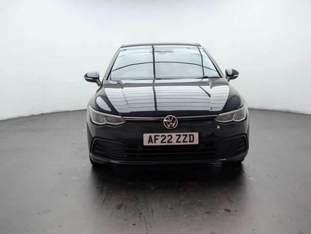 USED 2022 22 VOLKSWAGEN GOLF 1.0 Golf Life eTSI Semi-Auto 5dr CLICK+COLLECT / HOME DELIVERY