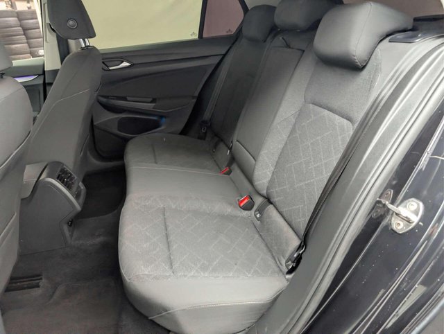 USED 2022 22 VOLKSWAGEN GOLF 1.0 Golf Life eTSI Semi-Auto 5dr CLICK+COLLECT / HOME DELIVERY