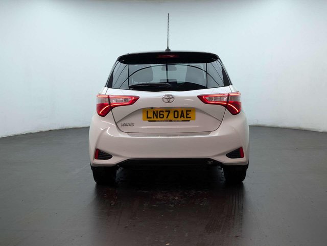 USED 2017 67 TOYOTA YARIS 1.5 Yaris Bi-Tone VVT-i 5dr CLICK+COLLECT / HOME DELIVERY