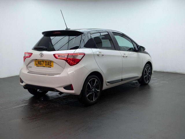 USED 2017 67 TOYOTA YARIS 1.5 Yaris Bi-Tone VVT-i 5dr CLICK+COLLECT / HOME DELIVERY