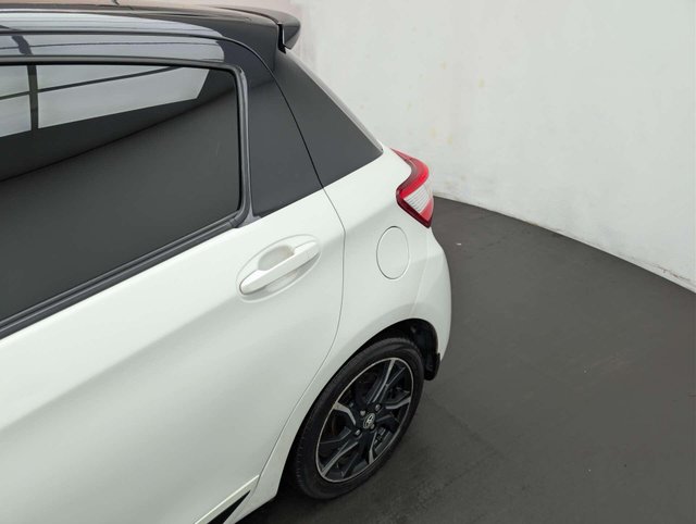 USED 2017 67 TOYOTA YARIS 1.5 Yaris Bi-Tone VVT-i 5dr CLICK+COLLECT / HOME DELIVERY