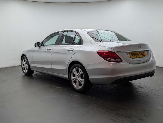 USED 2016 65 MERCEDES-BENZ C-CLASS 2.0 C200 SE Auto 4dr CLICK+COLLECT / HOME DELIVERY