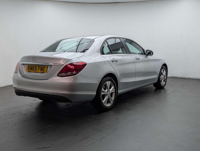 USED 2016 65 MERCEDES-BENZ C-CLASS 2.0 C200 SE Auto 4dr CLICK+COLLECT / HOME DELIVERY