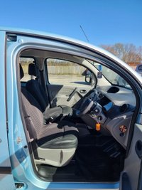 USED 2011 11 RENAULT KANGOO WHEELCHAIR ACCESSIBLE VEHICLE WAV MOBILITY DISABLED AUTO ULEZ CAZ OK WINCH RAMP 