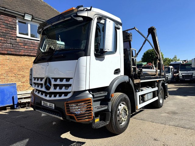 View our MERCEDES-BENZ AROCS