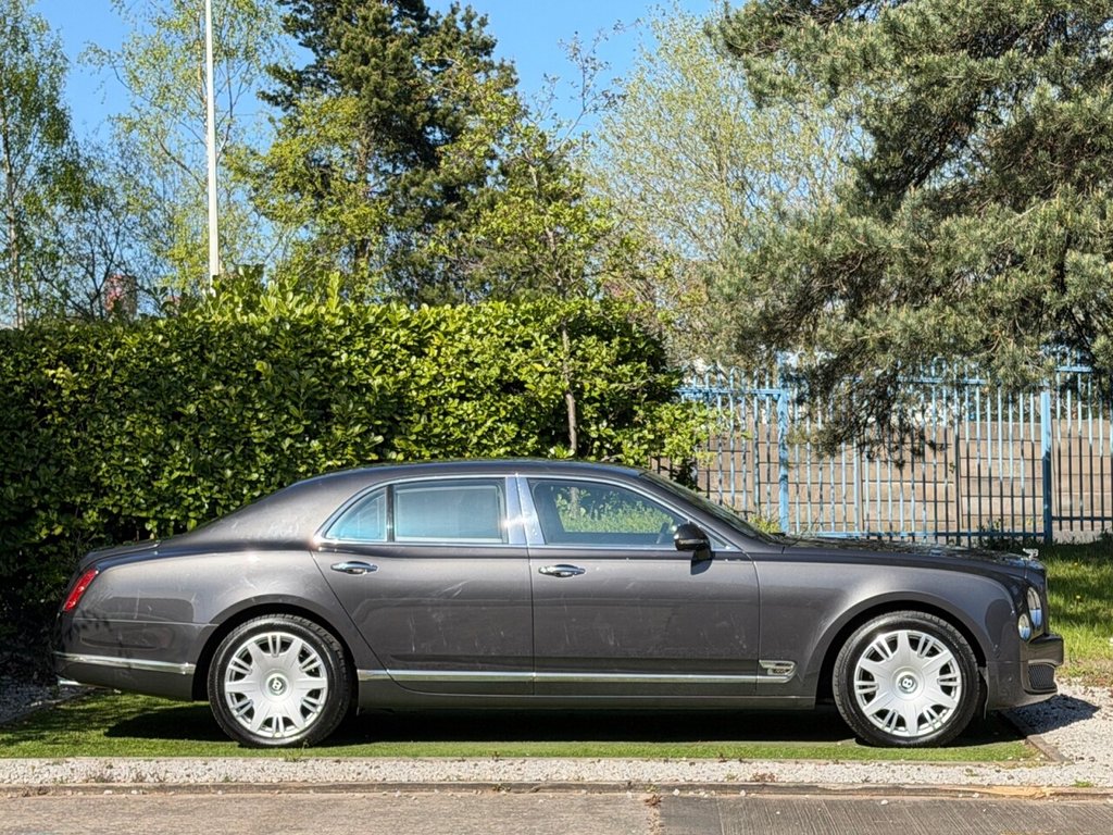 USED 2015 15 BENTLEY MULSANNE 6.75 V8 Saloon 4dr Petrol Auto Euro 6 (505 bhp) A TRULY MAGNIFICENT VEHICLE WITH AN IMPRESSIVE SPECIFICATION