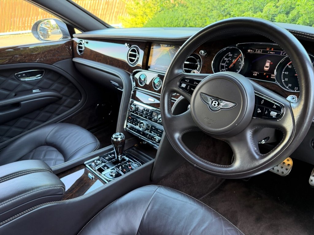USED 2015 15 BENTLEY MULSANNE 6.75 V8 Saloon 4dr Petrol Auto Euro 6 (505 bhp) A TRULY MAGNIFICENT VEHICLE WITH AN IMPRESSIVE SPECIFICATION