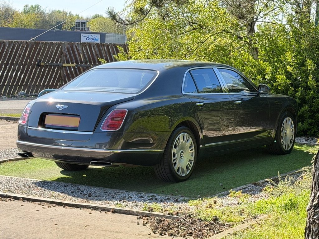 USED 2015 15 BENTLEY MULSANNE 6.75 V8 Saloon 4dr Petrol Auto Euro 6 (505 bhp) A TRULY MAGNIFICENT VEHICLE WITH AN IMPRESSIVE SPECIFICATION