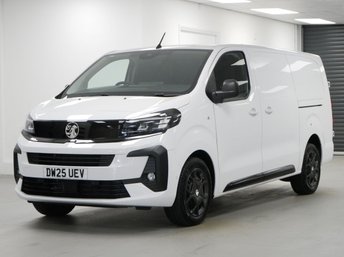 2025 VAUXHALL VIVARO