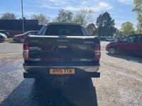 USED 2015 15 TOYOTA HI-LUX 3.0 D-4D Invincible Pickup Double Cab 4dr Diesel Manual 4WD Euro 5 (171 ps) JUST 1 OWNER FROM NEW+MOT JUNE