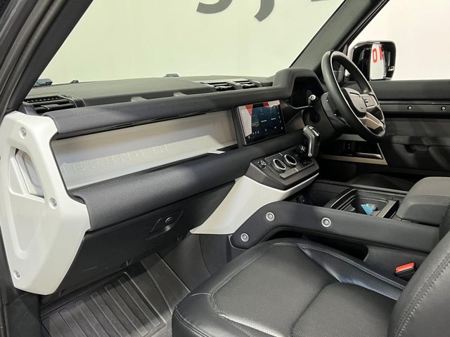 View our LAND ROVER DEFENDER