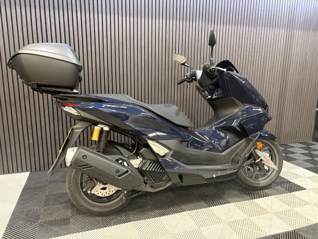 View our HONDA PCX125