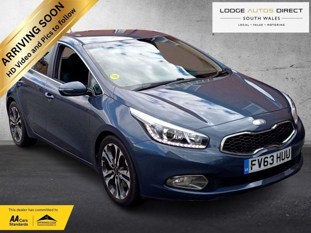2013 KIA CEED 1.6 GDI 4 HATCHBACK 5DR PETROL DCT EURO 5 133 BHP 12... photo