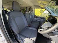 USED 2024 74 FORD TRANSIT CUSTOM 2.0 320 EcoBlue Limited Kombi 9 Seat MINIBUS 5dr Diesel Manual L2 Euro 6 (s/s) (136 ps) AIRCON,LWB,L2,ALLOYS,AIRCON,CRUISE