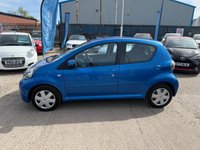 USED 2009 09 TOYOTA AYGO 1.0 VVT-i Blue Hatchback 5dr Petrol Manual Euro 4 (67 bhp) 