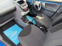 USED 2009 09 TOYOTA AYGO 1.0 VVT-i Blue Hatchback 5dr Petrol Manual Euro 4 (67 bhp) 