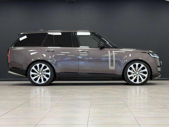 View our LAND ROVER RANGE ROVER