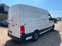 USED 2019 19 VOLKSWAGEN CRAFTER 2.0 TDI CR35 BlueMotion Tech Trendline Panel Van 5dr Diesel Manual FWD MWB High Roof Euro 6 (s/s) (102 ps) A/C-sensors-racking-captain seats