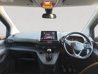 USED 2021 21 VAUXHALL COMBO LIFE 1.5 Turbo D SE MPV 5dr Diesel Manual Euro 6 (s/s) (7 Seat) (100 ps) 