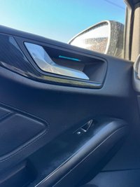 USED 2022 72 FORD FOCUS 1.0T EcoBoost MHEV ST-Line Vignale Hatchback 5dr Petrol Hybrid Manual Euro 6 (s/s) (155 ps) 