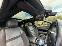 USED 2019 M LAND ROVER RANGE ROVER VELAR 2.0 P300 GPF R-Dynamic SE SUV 5dr Petrol Auto 4WD Euro 6 (s/s) (300 ps) 