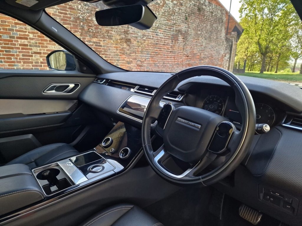 USED 2020 11 LAND ROVER RANGE ROVER VELAR 2.0 P300 GPF  R-Dynamic S SUV 5dr Petrol Auto 4WD Euro 6 (s/s) (300 ps) FINANCE AVAILABLE