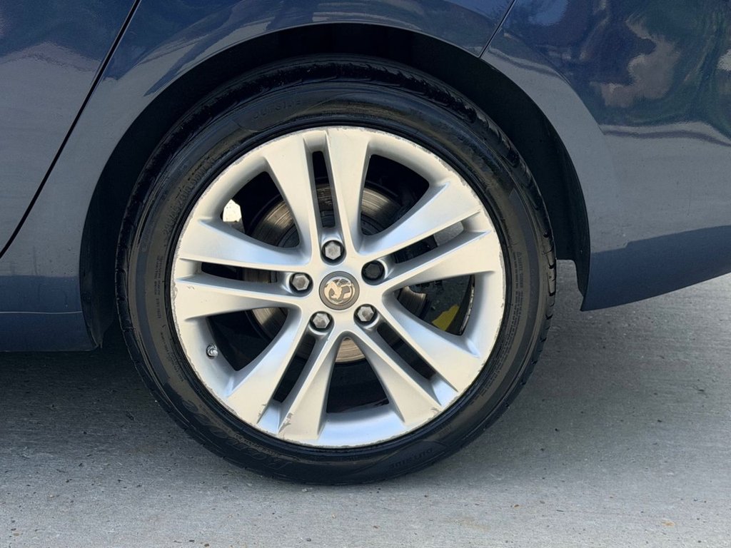 USED 2017 17 VAUXHALL ZAFIRA TOURER 1.4i Turbo SRi Nav MPV 5dr Petrol Auto Euro 6 (140 ps) 