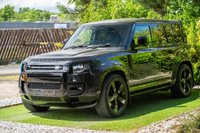 USED 2022 72 LAND ROVER DEFENDER 5.0 P525 V8 SUV 5dr Petrol Auto 4WD Euro 6 (s/s) (525 ps) PAN ROOF, TOWBAR, VAT QUAL