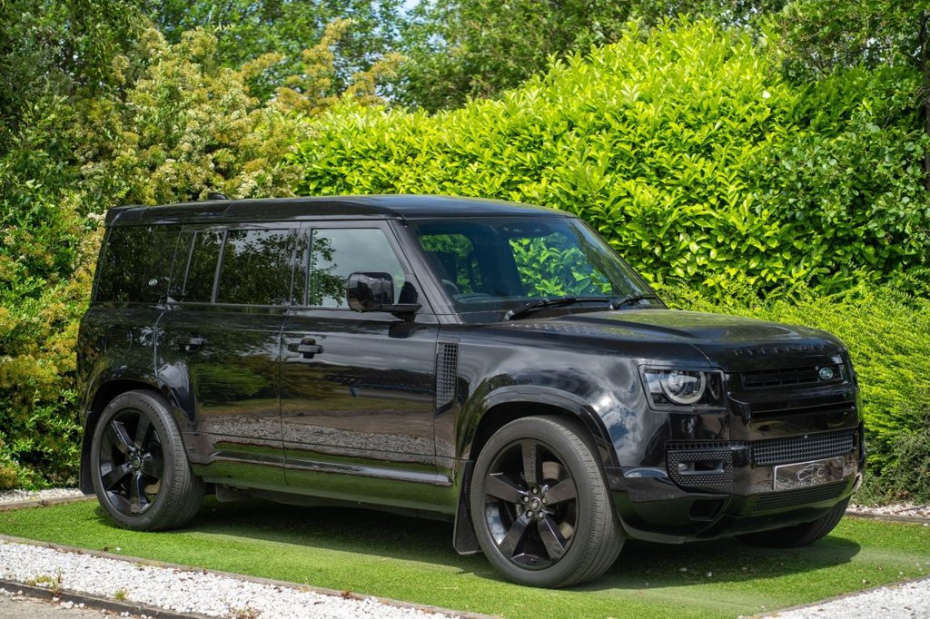 USED 2022 72 LAND ROVER DEFENDER 5.0 P525 V8 SUV 5dr Petrol Auto 4WD Euro 6 (s/s) (525 ps) PAN ROOF, TOWBAR, VAT QUAL